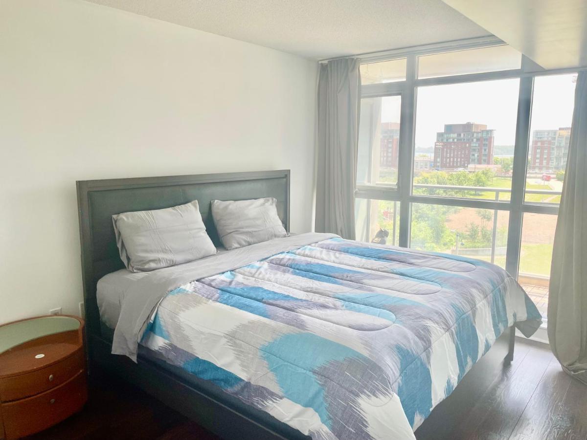 Three Br Condo Step To Cn Tower Rogers Center With Free Parking Toronto Exterior photo