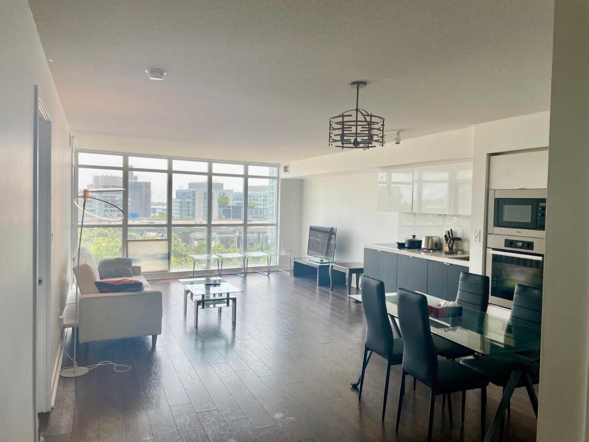 Three Br Condo Step To Cn Tower Rogers Center With Free Parking Toronto Exterior photo