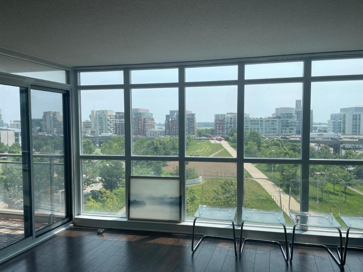 Three Br Condo Step To Cn Tower Rogers Center With Free Parking Toronto Exterior photo